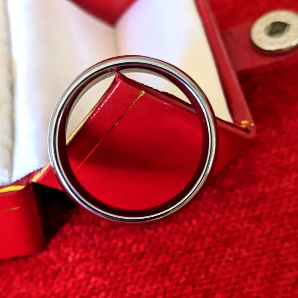 COBALT WHITE METAL UNIQUE WEDDING BAND